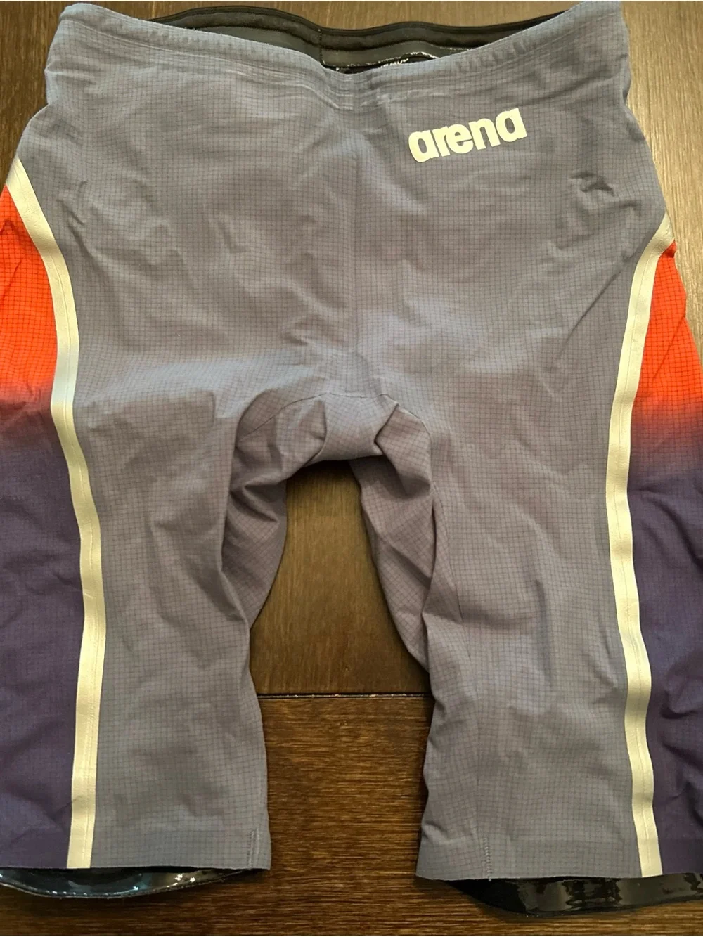 Lightly used Arena Men’s Powerskin Carbon Ultra tech suit jammer SIZE 30 / M